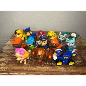 PAW Patrol Lot of 14 Figures Chase Zuma Everest Rocky Rubble Rex Marshall